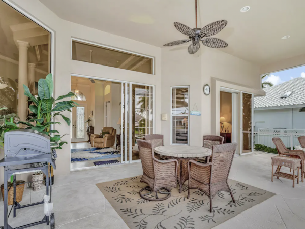 Stunning Vacation Home Marco Lovely Style Pool