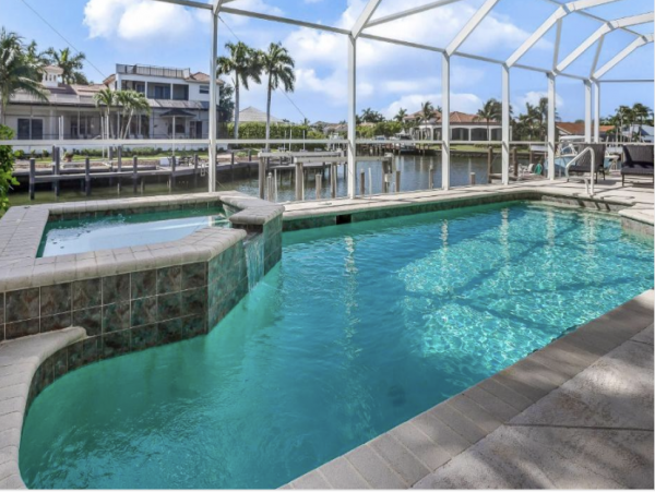 Stunning Vacation Home Marco Lovely Style Pool