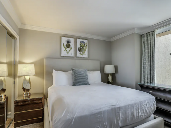 Five Star Resort Style Vacationing on Magnificent Marco Island