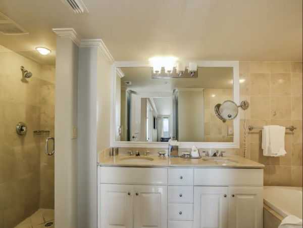 Five Star Resort Style Vacationing on Magnificent Marco Island