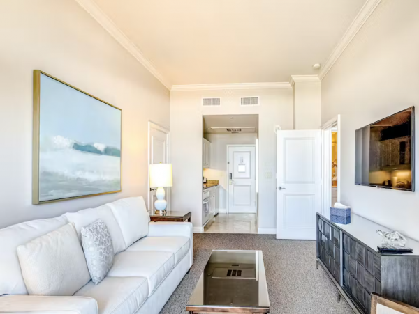 Marco Island Beachfront One Bedroom Vacation Condo