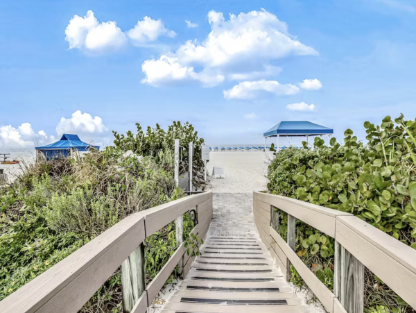 Marco Island Beachfront One Bedroom Vacation Condo