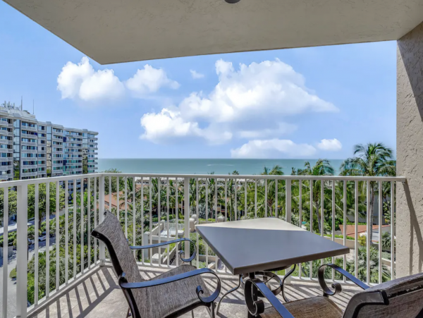 Marco Island Luxury Vacation Condo Views Amenities Beach