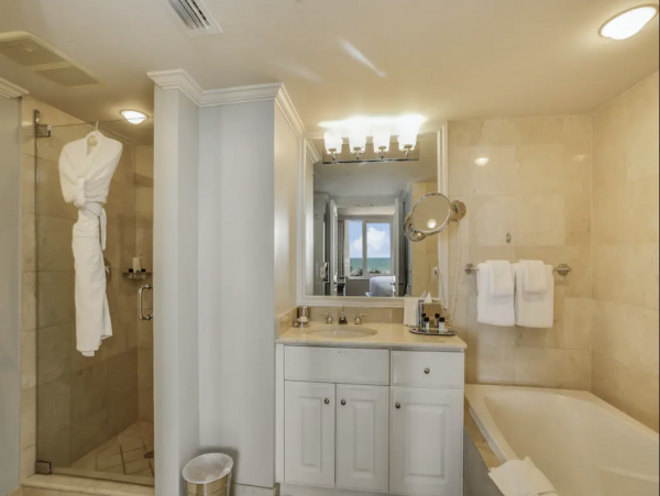Marco Island Luxury Vacation Condo Views Amenities Beach