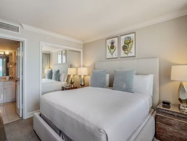 Marco Island Luxury Vacation Condo Views Amenities Beach