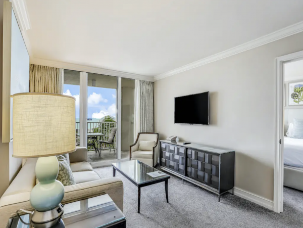 Stunning One Bedroom Luxury Marco Island Beach Condo