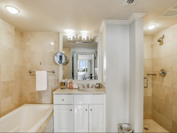 Stunning One Bedroom Luxury Marco Island Beach Condo