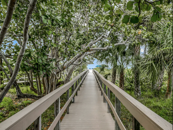 Stunning One Bedroom Luxury Marco Island Beach Condo