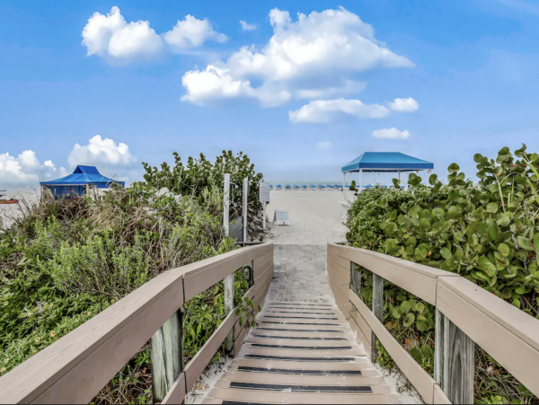 Stunning One Bedroom Luxury Marco Island Beach Condo