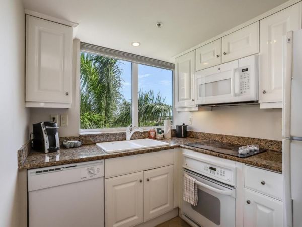 Gorgeous Marco Island 2 Bedroom Vacation Condo