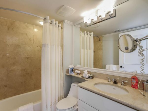 Gorgeous Marco Island 2 Bedroom Vacation Condo