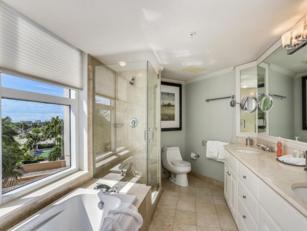 Gorgeous Marco Island 2 Bedroom Vacation Condo