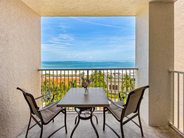Gulf-Front Vacation Condo in Marco Island