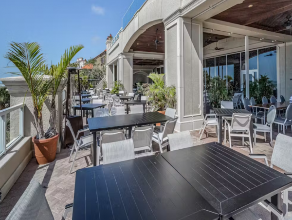 Gulf-Front Vacation Condo in Marco Island