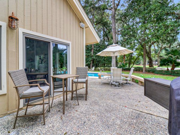 Four Bedroom Pet-Friendly Vacation Rental with Private Pool  Hilton Head Luxury Home