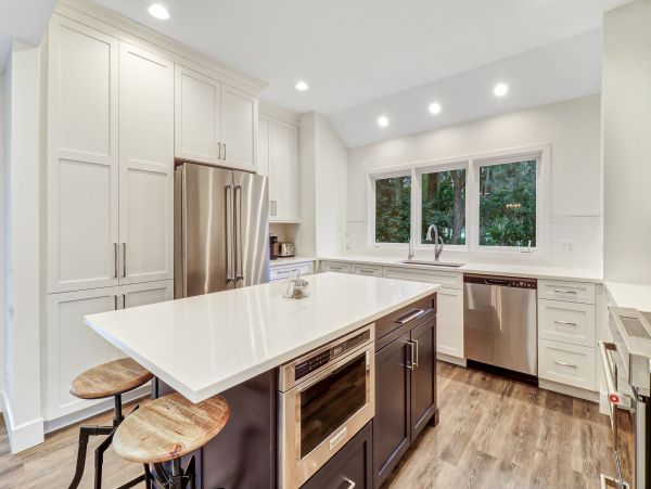 Four Bedroom Pet-Friendly Vacation Rental with Private Pool  Hilton Head Luxury Home