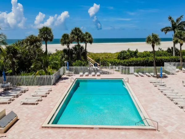 Marco Island Vacation Condo 2 Bedroom, Pool & Fitness Center