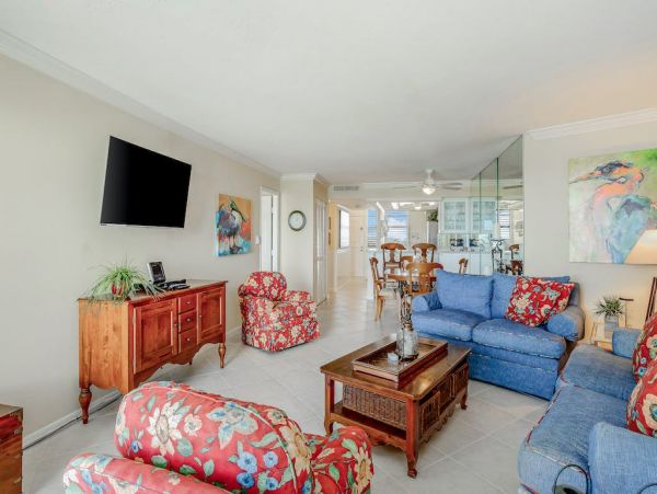 Gulf Front Marco Island Vacation Condo Two Bedroom