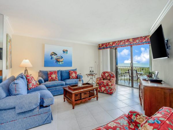 Gulf Front Marco Island Vacation Condo Two Bedroom