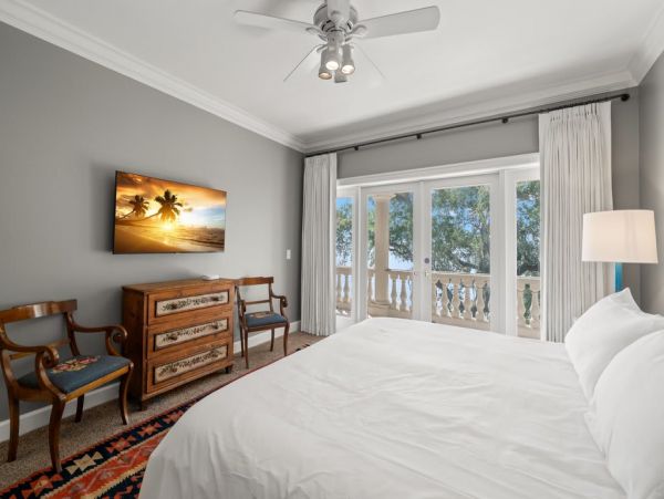 Tampa Home 1048155