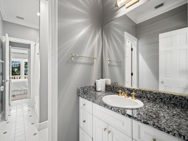 Tampa Home 1048155