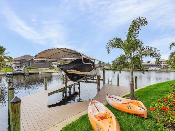 Cape Coral Canal Front Four Bedroom Vacation Home