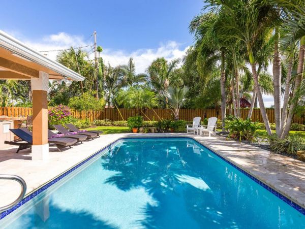 Four-Bedroom Boca Raton Vacation Home with Pool Your Coastal Luxe Retreat