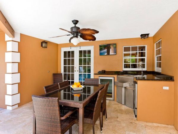 Four-Bedroom Boca Raton Vacation Home with Pool Your Coastal Luxe Retreat