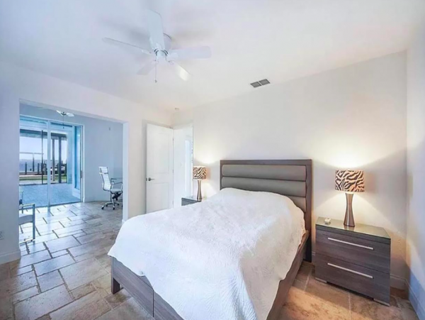 Four bedroom 3 Bathroom Villa