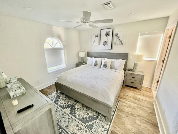 Cape Coral Top Exclusive Luxury Four Bedrom Home