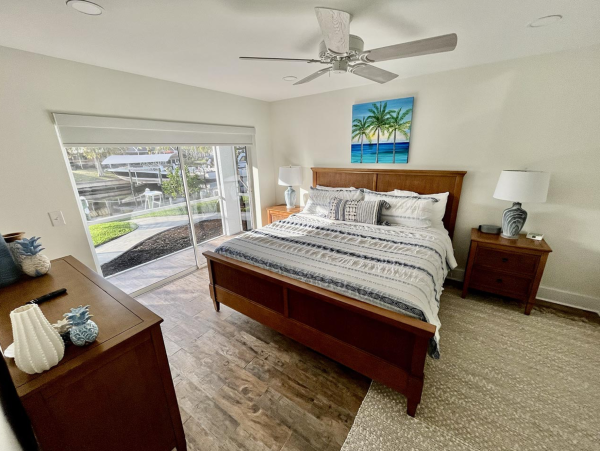 Cape Coral Top Exclusive Luxury Four Bedrom Home