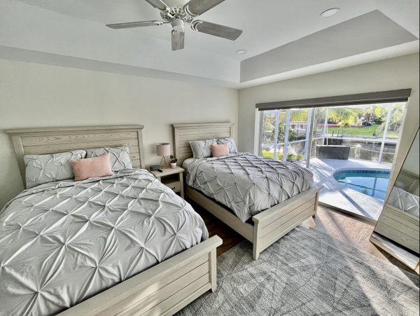 Cape Coral Top Exclusive Luxury Four Bedrom Home