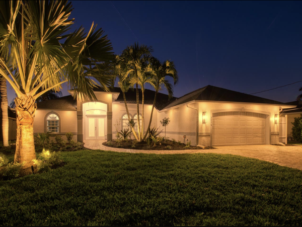 Cape Coral Top Exclusive Luxury Four Bedrom Home