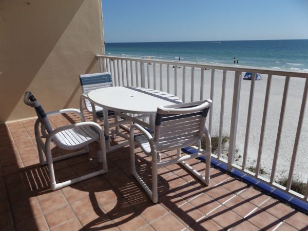 Oceanfront 2 Bedroom Vacation Condo in Indian Shores