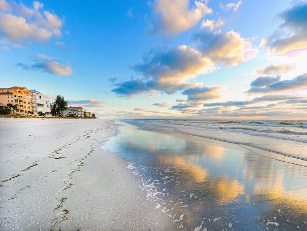 Gulf Front Indian Shores Vacation Condo Two Bedroom