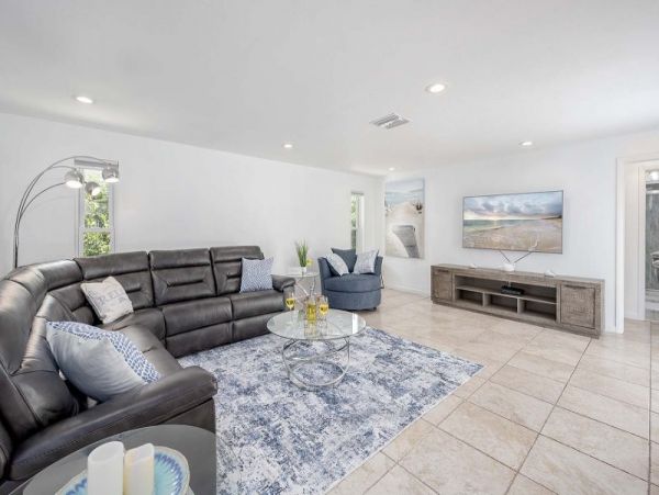 Canal-Front Vacation Villa in Cape Coral with Pool & Dock
