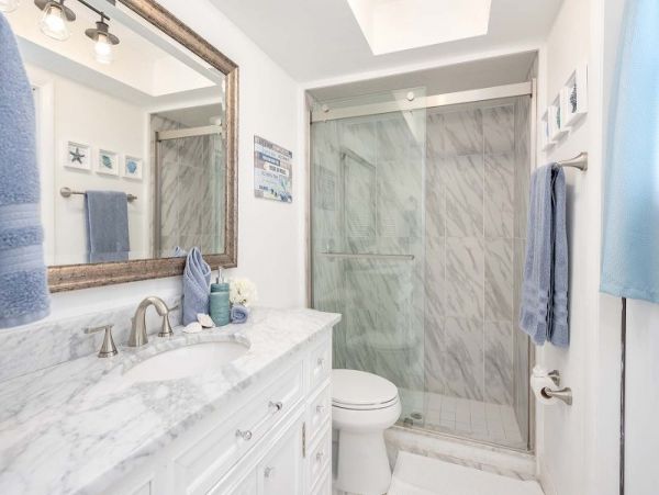 Canal-Front Vacation Villa in Cape Coral with Pool & Dock