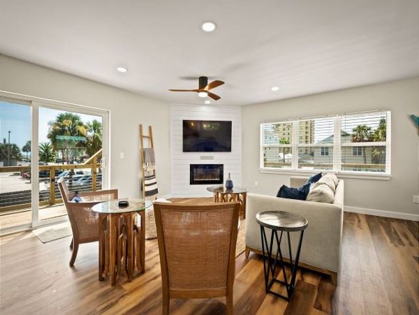 Luxury Jacksonville Beach Oceanfront Vacation Rental 4-Bedroom Coastal Retreat with Panoramic Views
