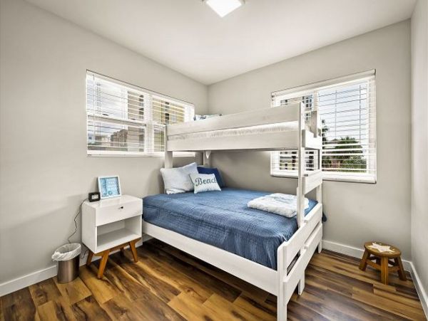 Luxury Jacksonville Beach Oceanfront Vacation Rental 4-Bedroom Coastal Retreat with Panoramic Views