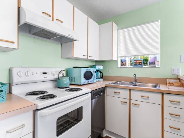 Indian Shore Vacation Cottage Two Bedroom Walk to Beach