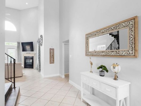 Destin Vacation Home Five Bedroom Walk to Beach