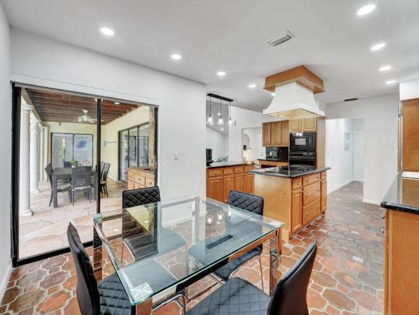 Boca Raton 4 Bedroom Home with Private Pool