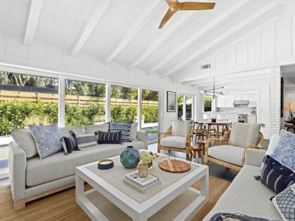 Deluxe Three Bedroom Vacation Home in Siesta Key