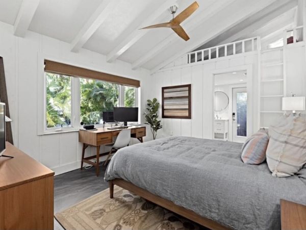 Deluxe Three Bedroom Vacation Home in Siesta Key
