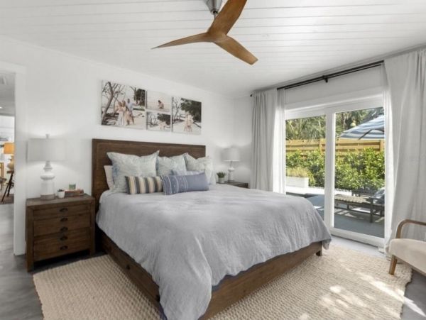Deluxe Three Bedroom Vacation Home in Siesta Key