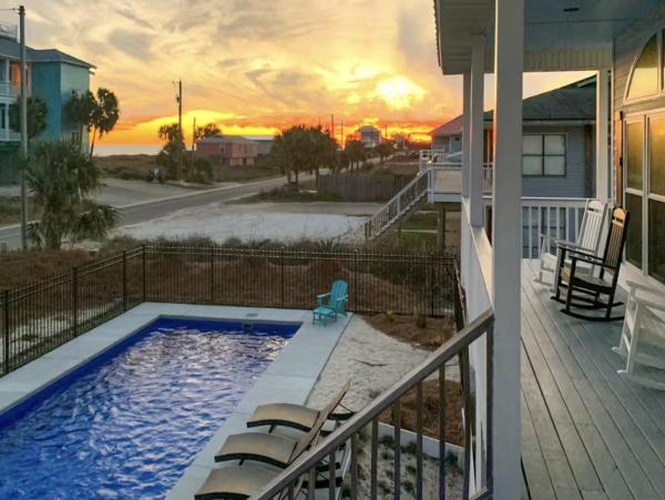 Mexico Beach Four bedrooms Sleeps 10
