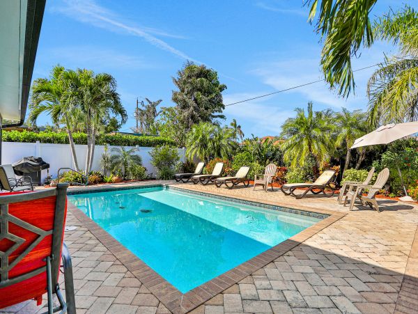 Lovely 3 Bedroom Vacation Rental in Naples