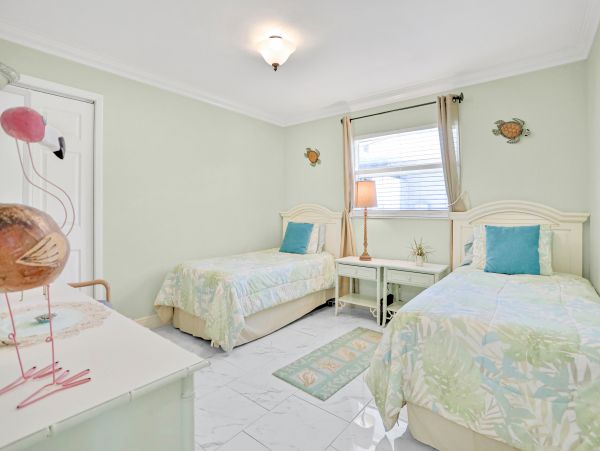 Lovely 3 Bedroom Vacation Rental in Naples