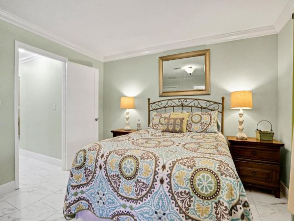 Lovely 3 Bedroom Vacation Rental in Naples