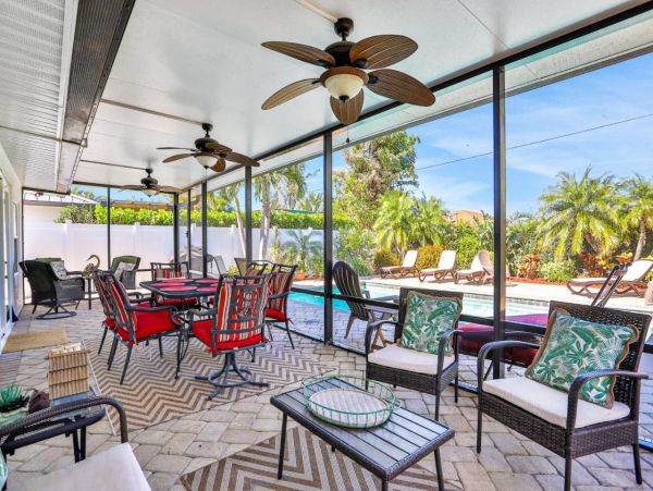 Lovely 3 Bedroom Vacation Rental in Naples